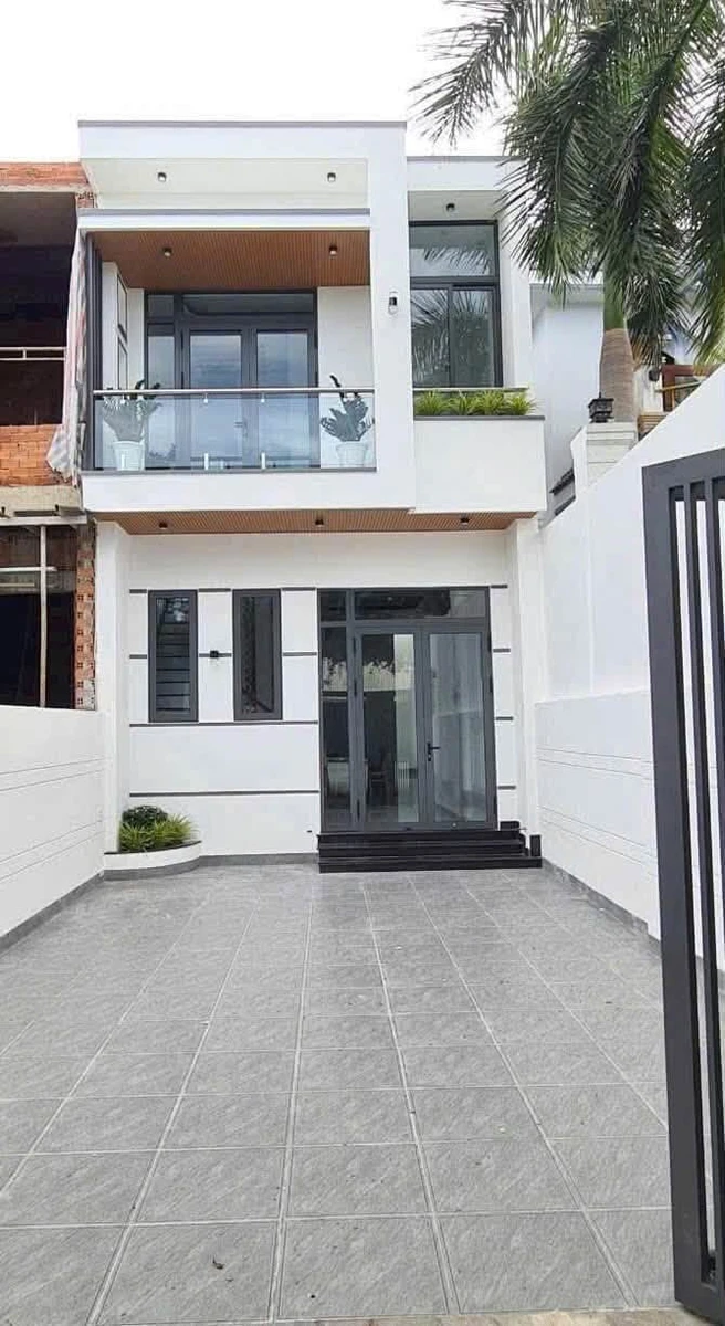 Bán nhà 1 trệt 1 lầu 97.9m2, 3 phòng ngủ, hẻm xe hơi tại Hiệp An, Thủ Dầu Một - Ảnh thu nhỏ 4